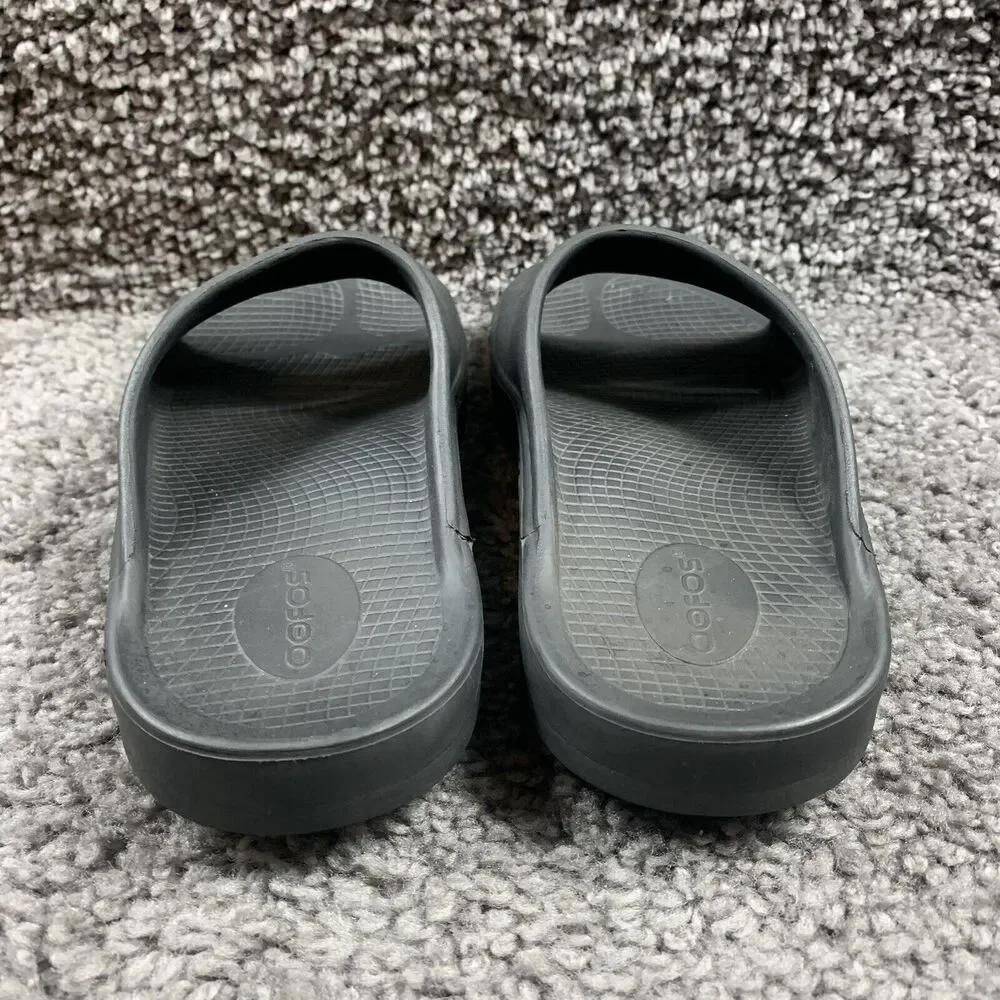 OOFOS Men's OOahh Comfort Slide Lightweight Recovery Sandal Black Men 9 Women 11